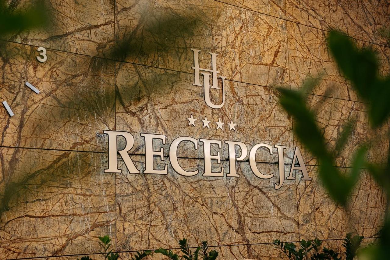 Hotel Uroczysko Cedzyna Exterior foto